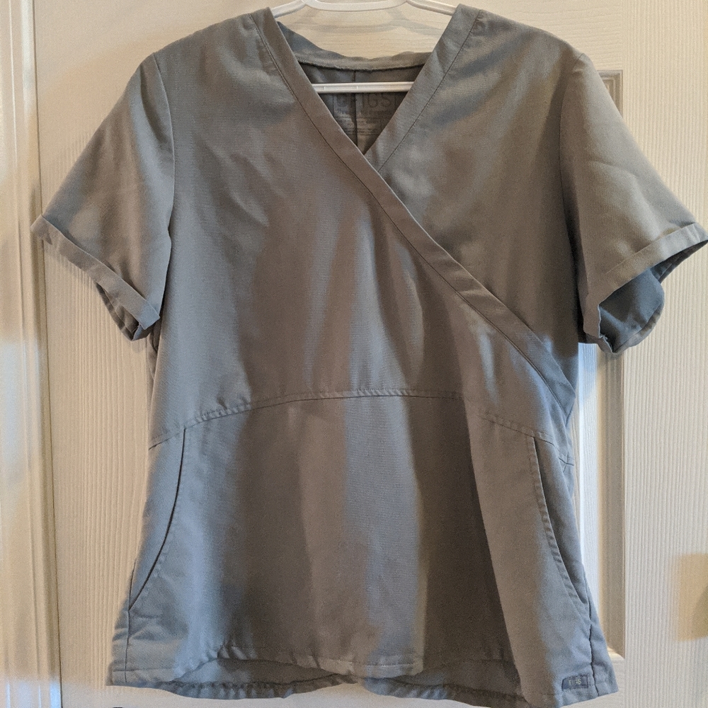 FIGS Flores Peplum